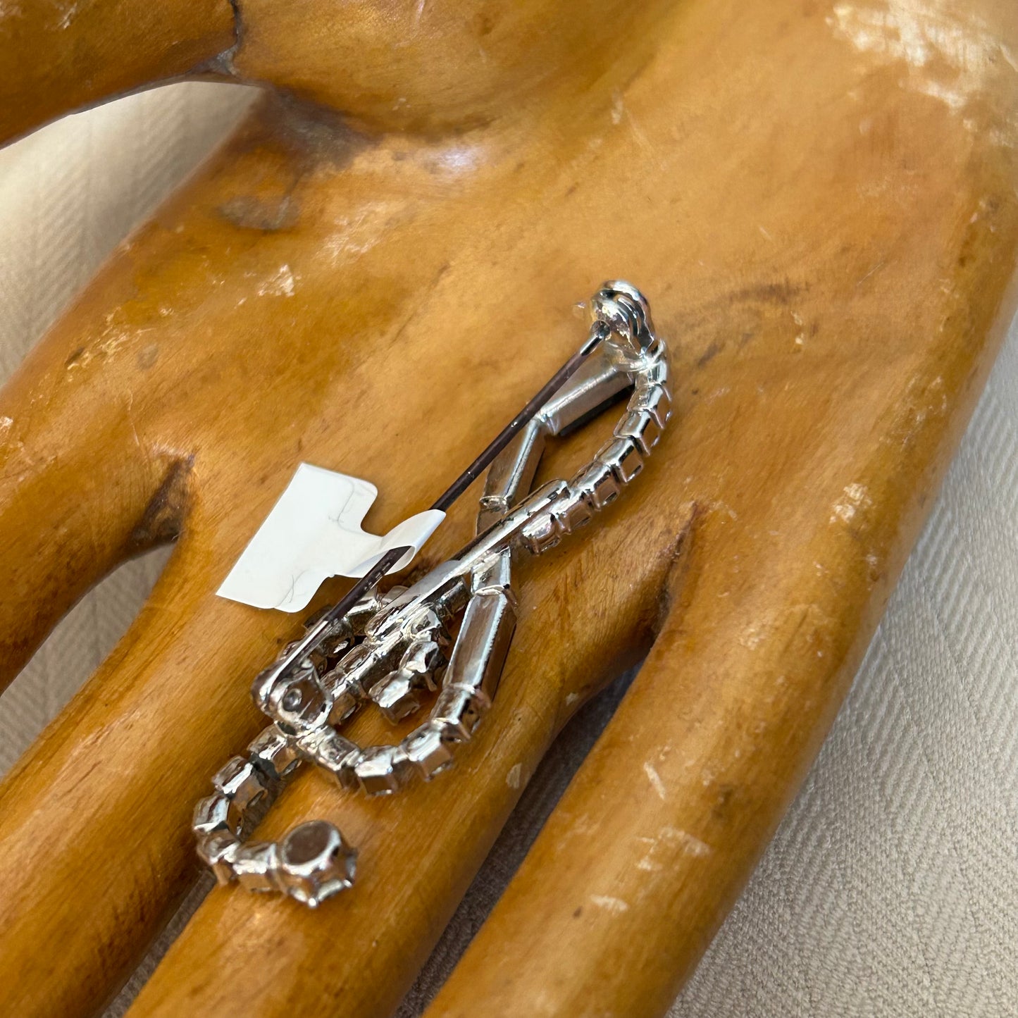 Rhinestone Music Note Brooch