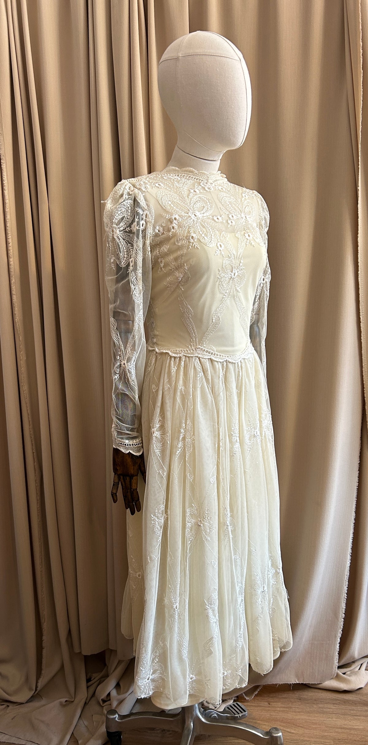 Lace Bridal Mini