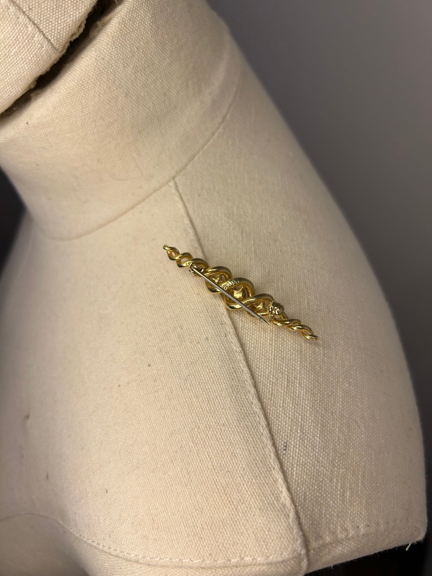 Gold Tone Diamanté Brooch