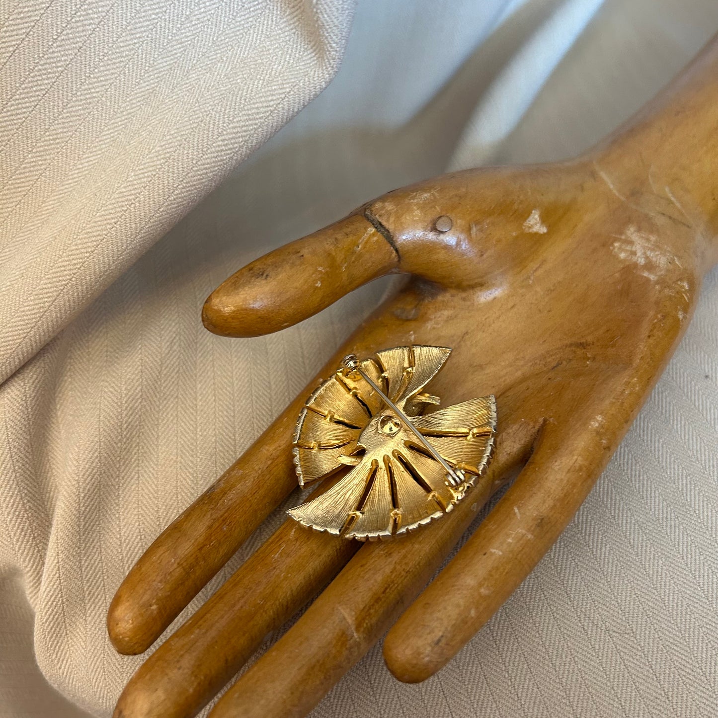 Gold Tone Brooch