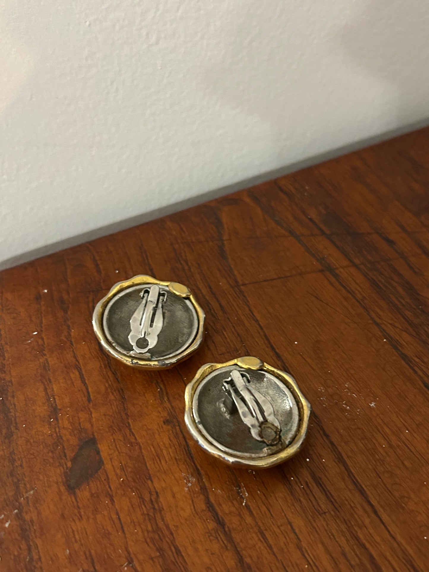 Mixed Metal Fluid Clip On Earrings