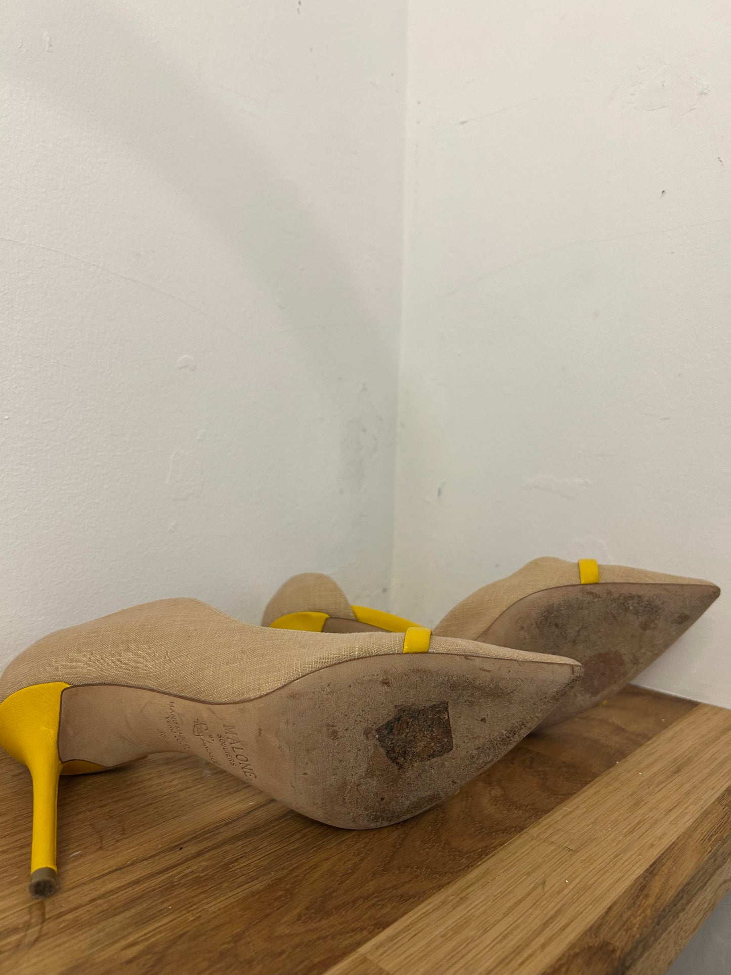 Malone Souliers Linen and Yellow