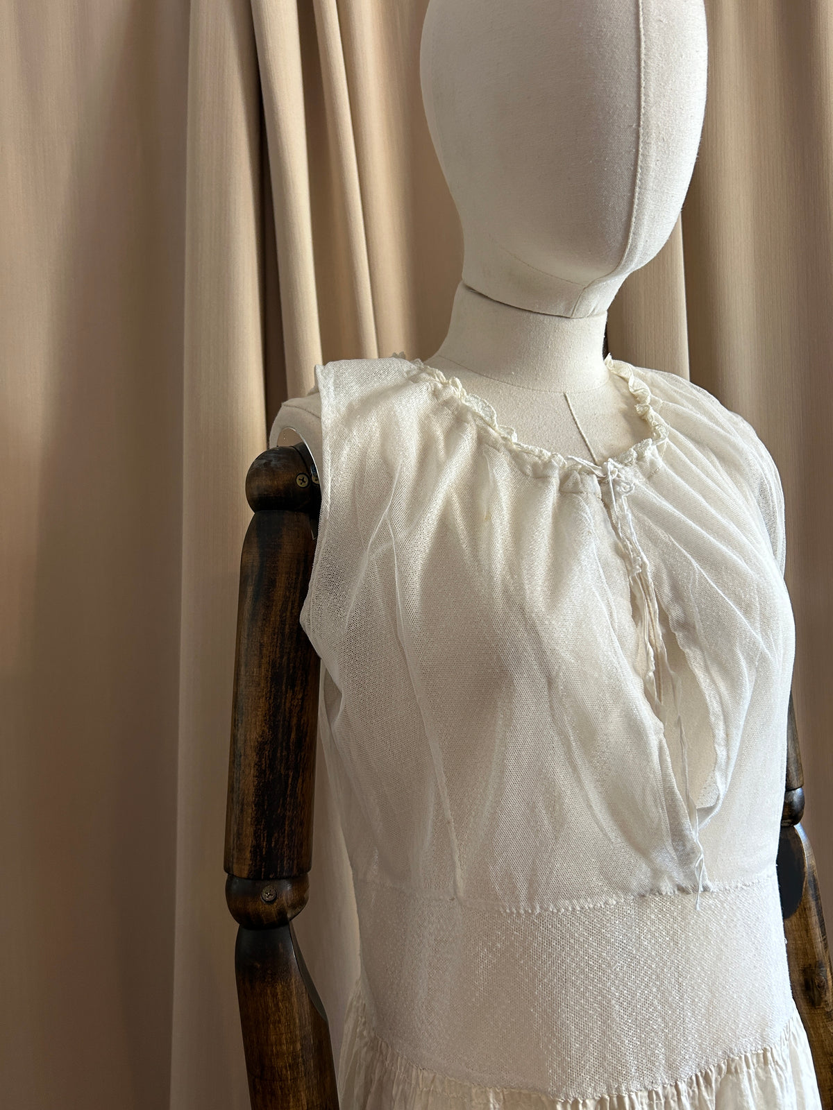Antique White Slip
