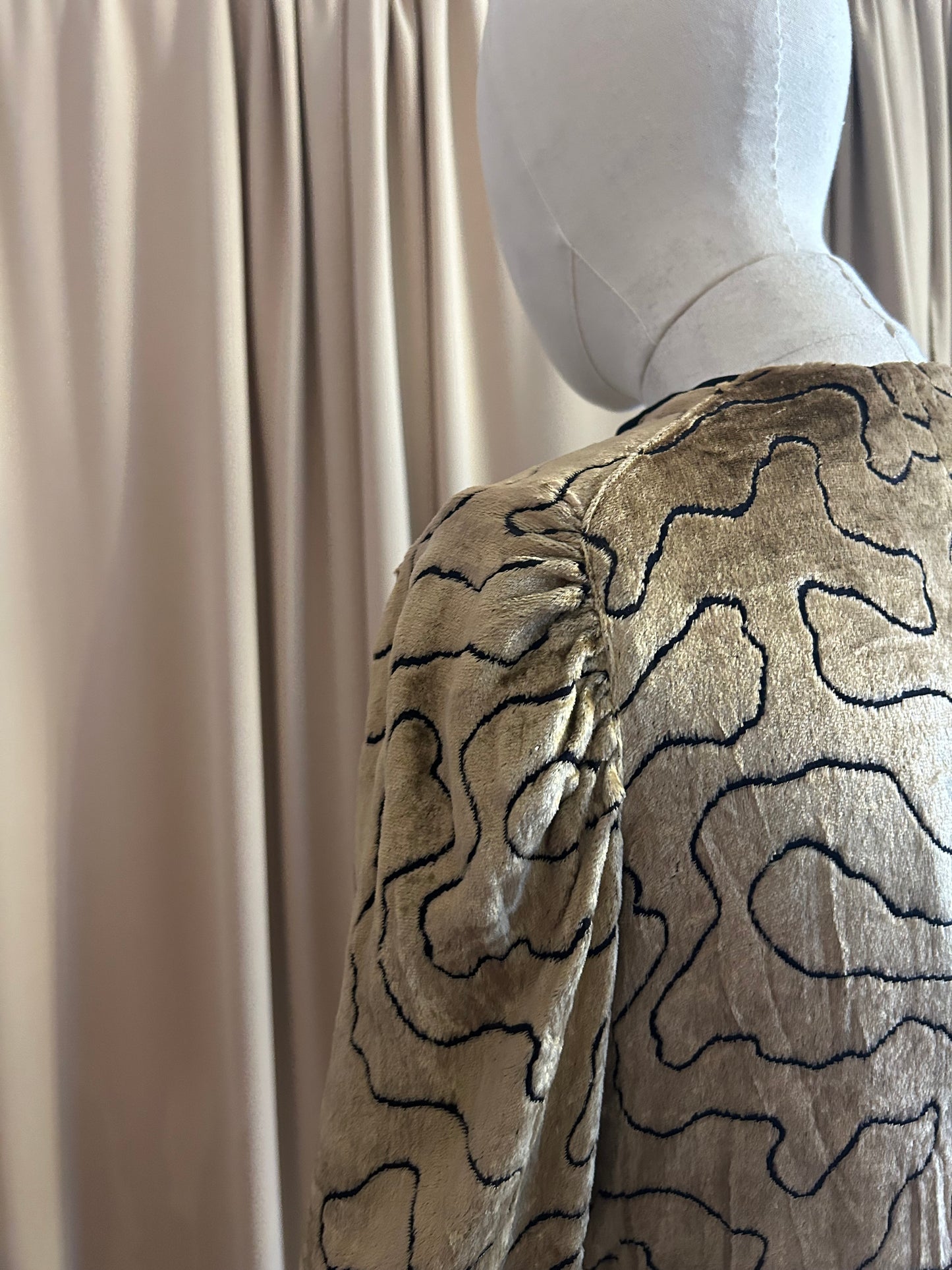 1920s Gold Silk Velvet Jacket