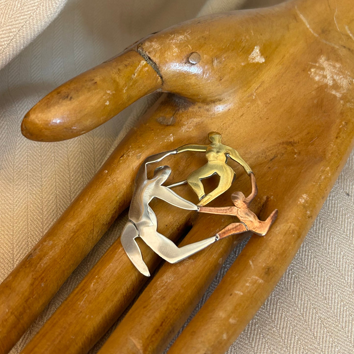 Three Dancing People