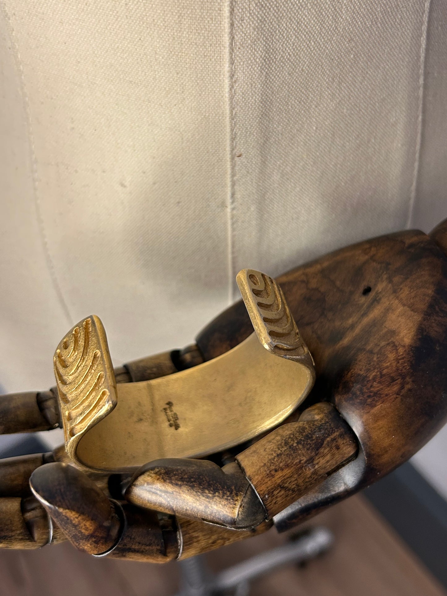 Per Spook Gold Bangle