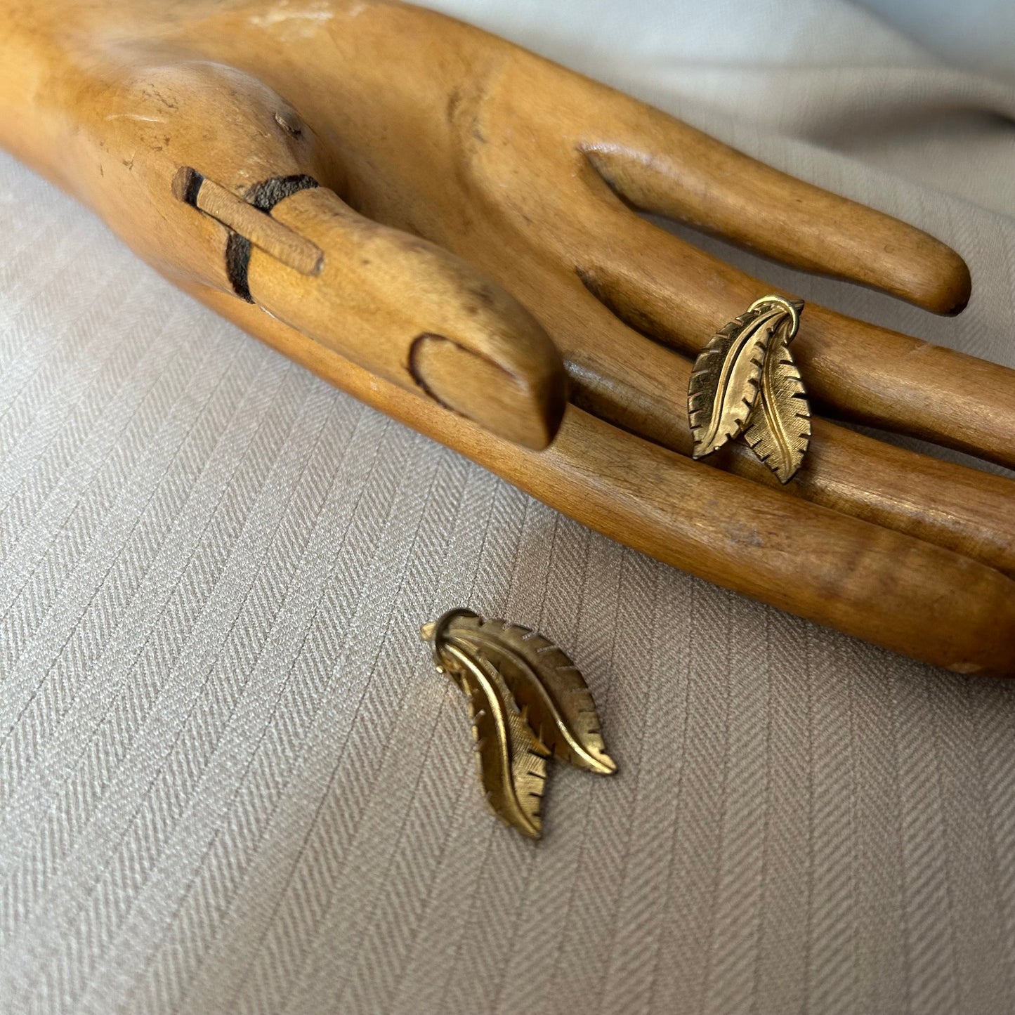 Feather Plume Clip On