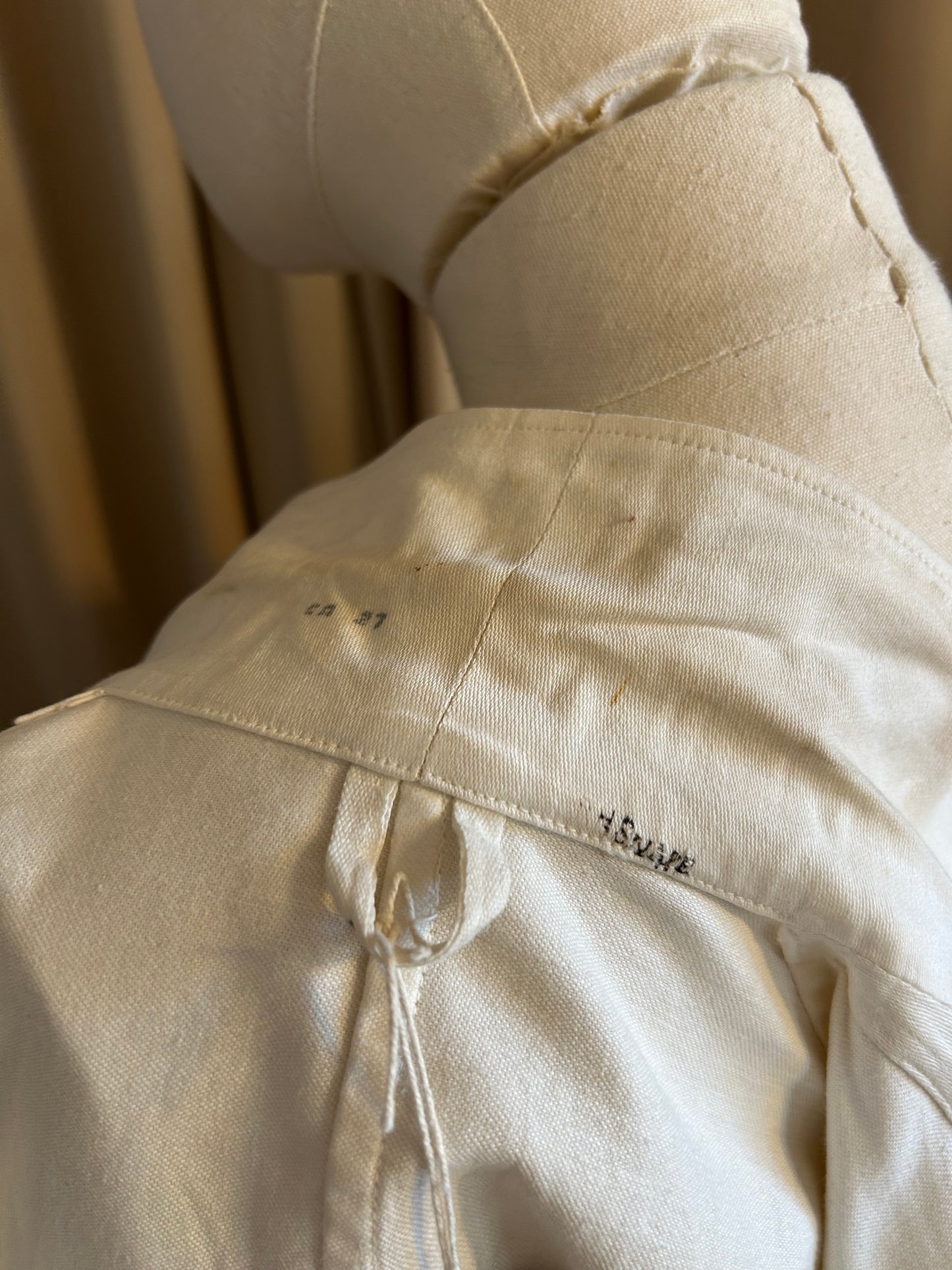 CC41 White Workwear Jacket