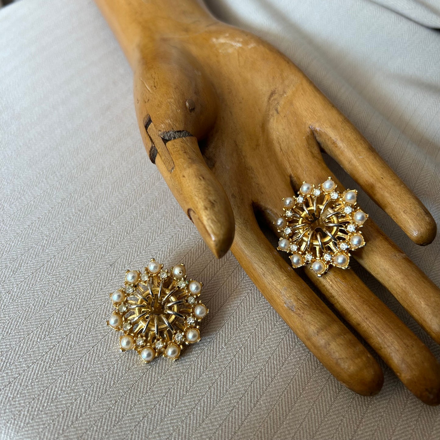 Faux Pearl Burst Earring