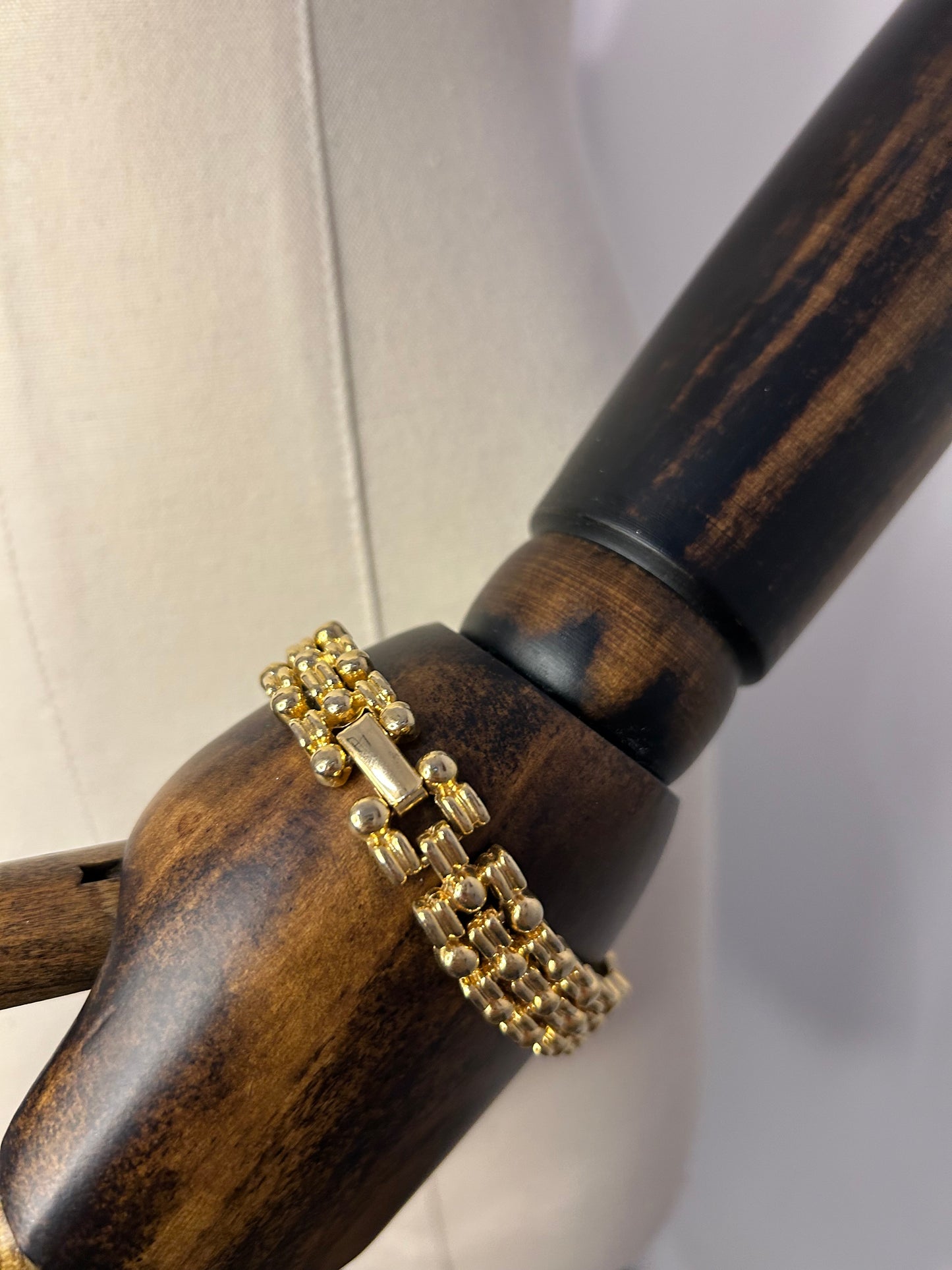 Gold Tone Linked Bracelet