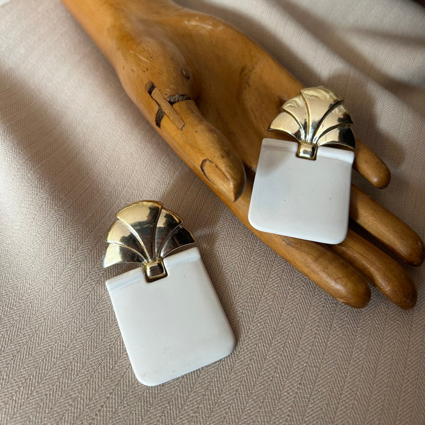 Gold And White Door Knocker Clip On