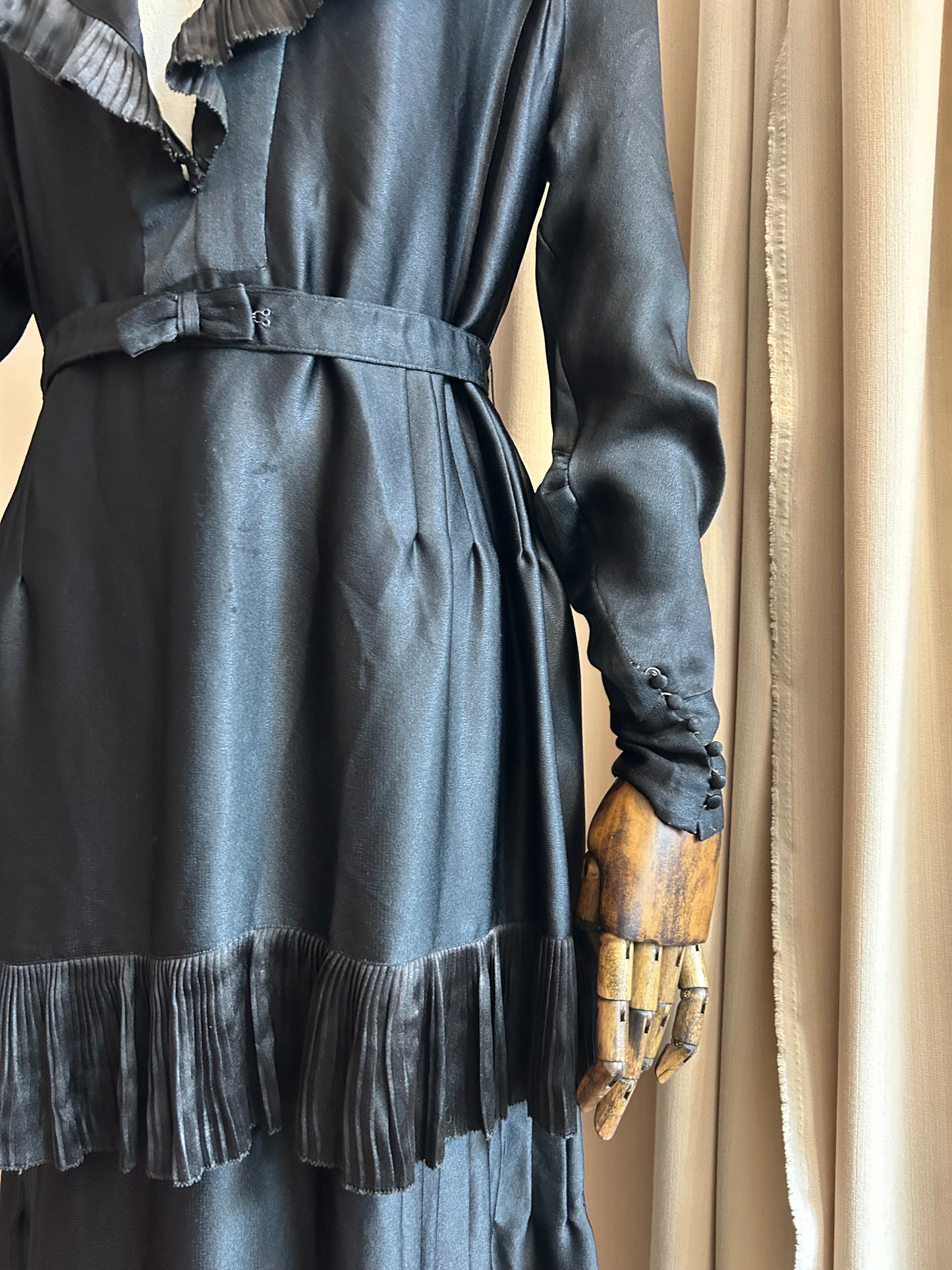 20s Ruffle Satin Dress
